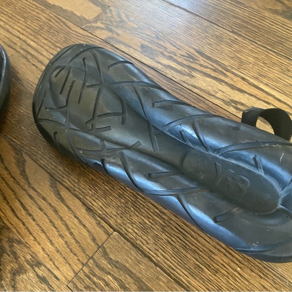 Adidas Y-3 Qasa Sandals - Picture 6 of 7